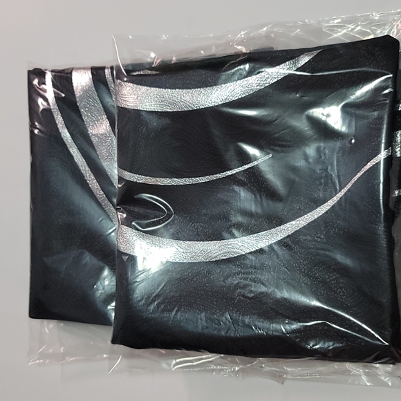 New! Two Black And Silver Decorative Throw Pillow Cases - Picture 5 of 6
